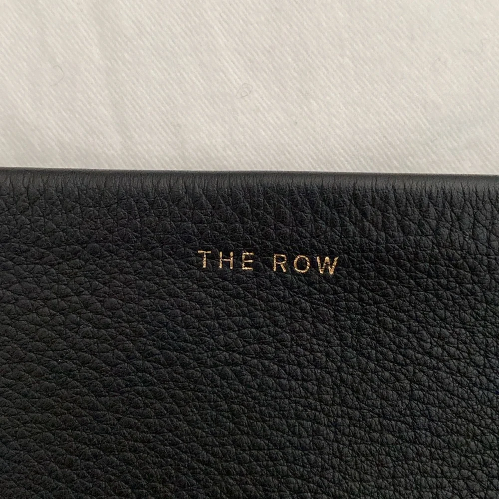 The Row - Picture 2 of 16